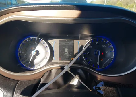 2018 Chrysler Pacifica Touring L from USA, damaged, VIN 2C4RC1BG5JR110435